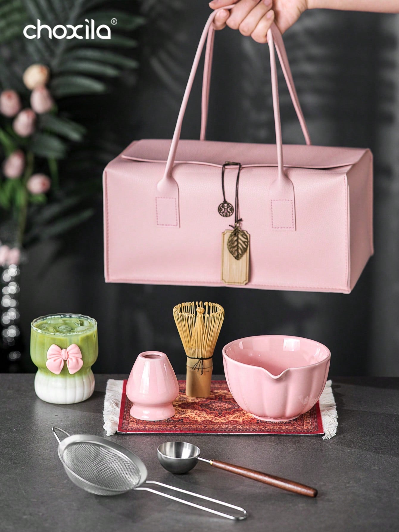 choxila مجموعة بداية تقليدية للماتشا 7 قطع، مجموعة خفاقة الماتشا، طقم أدوات تحضير الشاي الماتشا، طقم أدوات عشاق الماتشا، مجموعة هدايا الماتشا مع حقيبة، تشمل وعاء الماتشا، خفاقة الماتشا من البامبو، ملعقة الشاي، حامل الخفاقة، منخل الماتشا، كوب شاي، وسادة ال