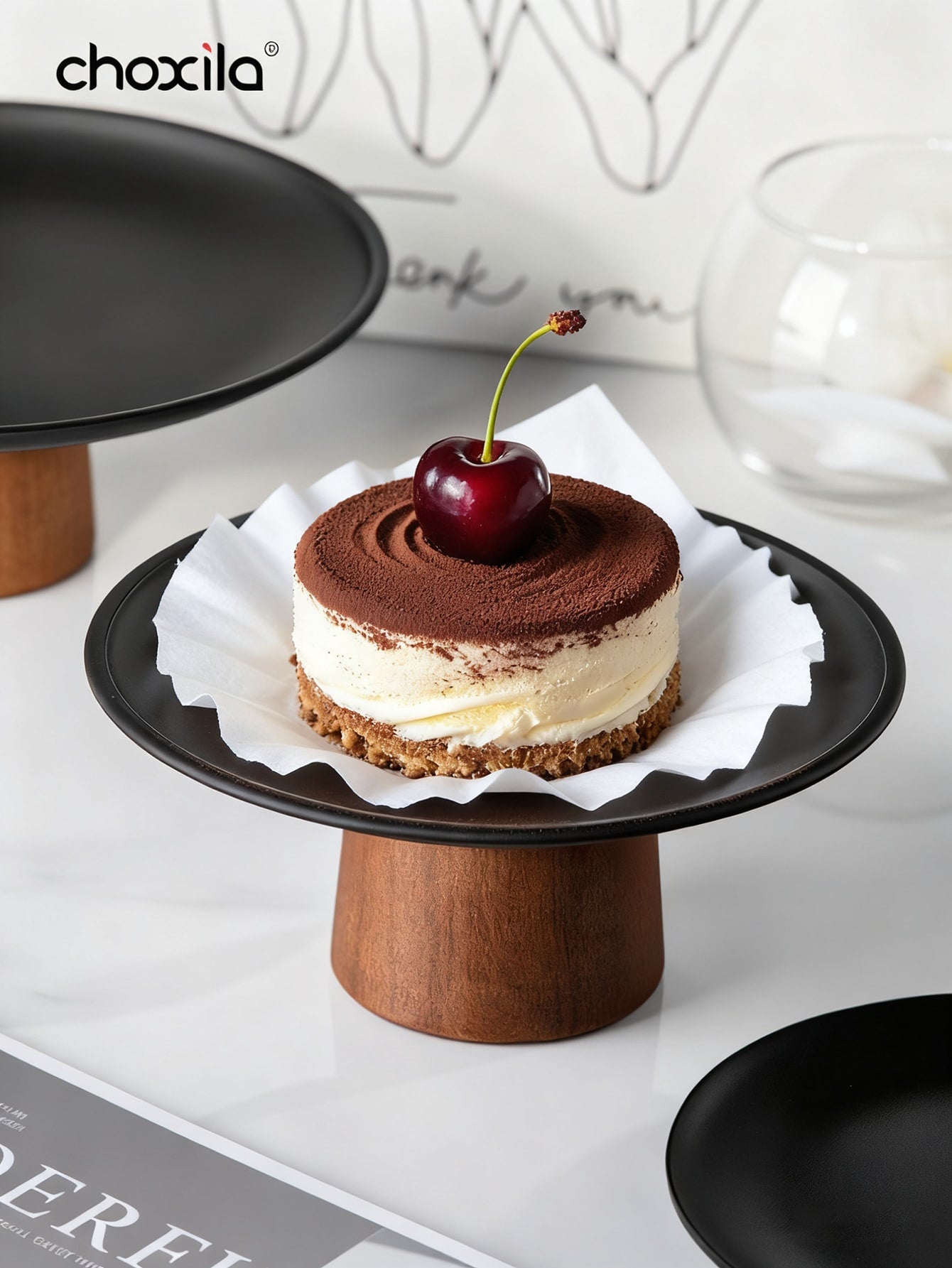 choxila 1 قطعة طبق حلوى على قاعدة أنيق باللون الأسود | صواني قهوة حديثة للوجبات الخفيفة | أطباق فاكهة من الفولاذ المقاوم للصدأ فاخرة | حوامل كعك وحلويات | صواني تقديم للضيافة